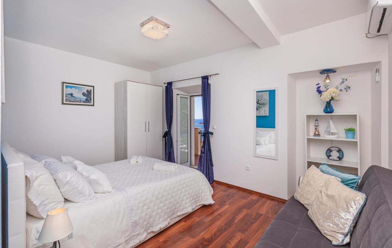 Apartment Bralovic *